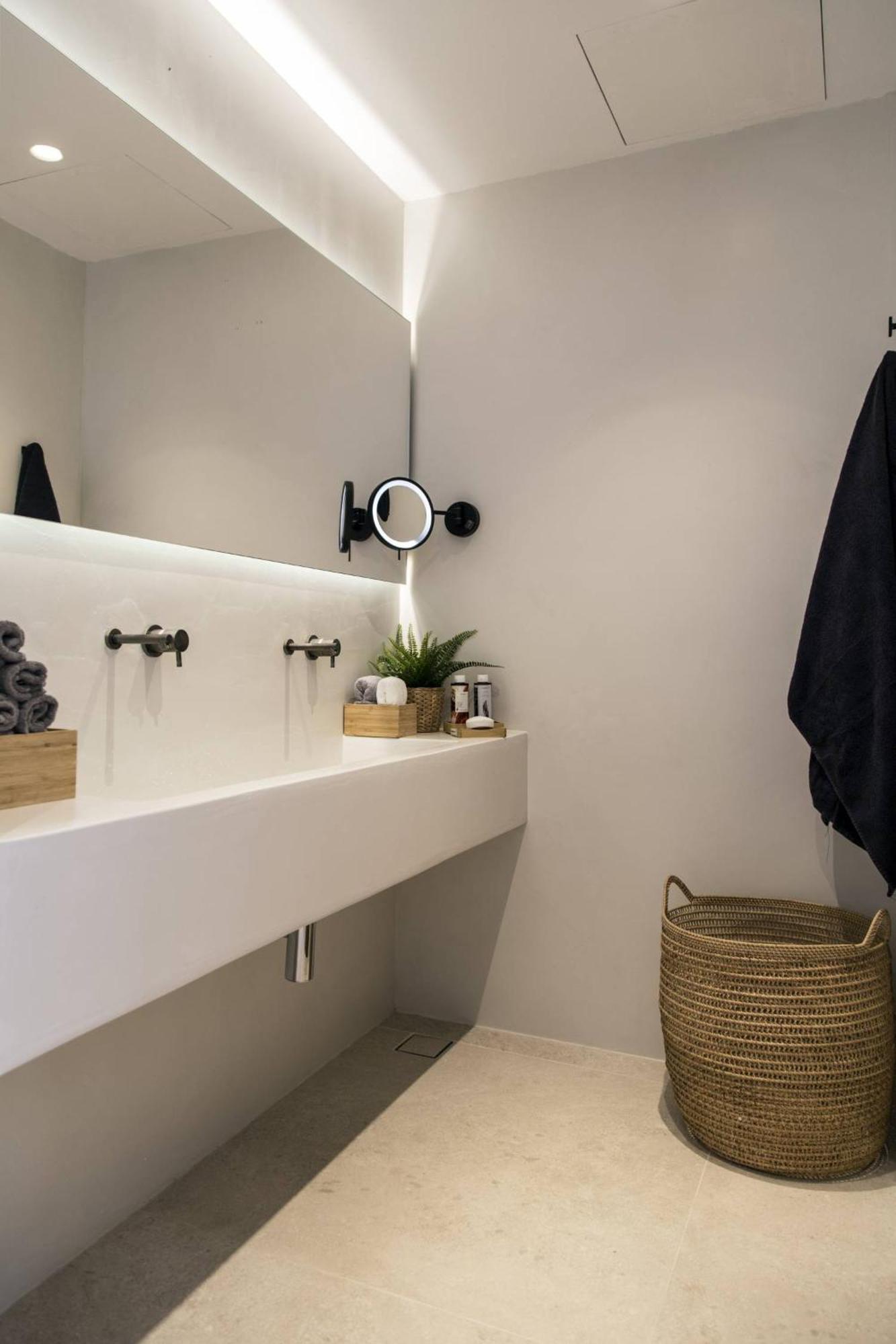 Hide Out Suites ミロポタス 部屋 写真